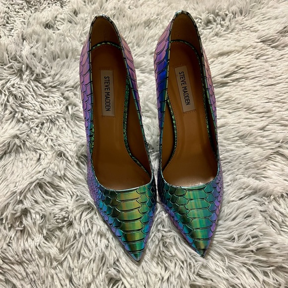 Steve Madden Chromorphous Snakeskin Heels - Picture 3 of 11